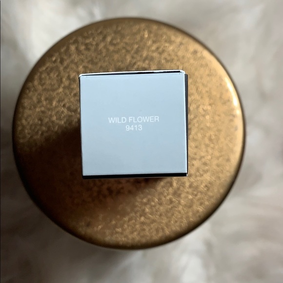 LIPSTICK - Picture 2 of 5